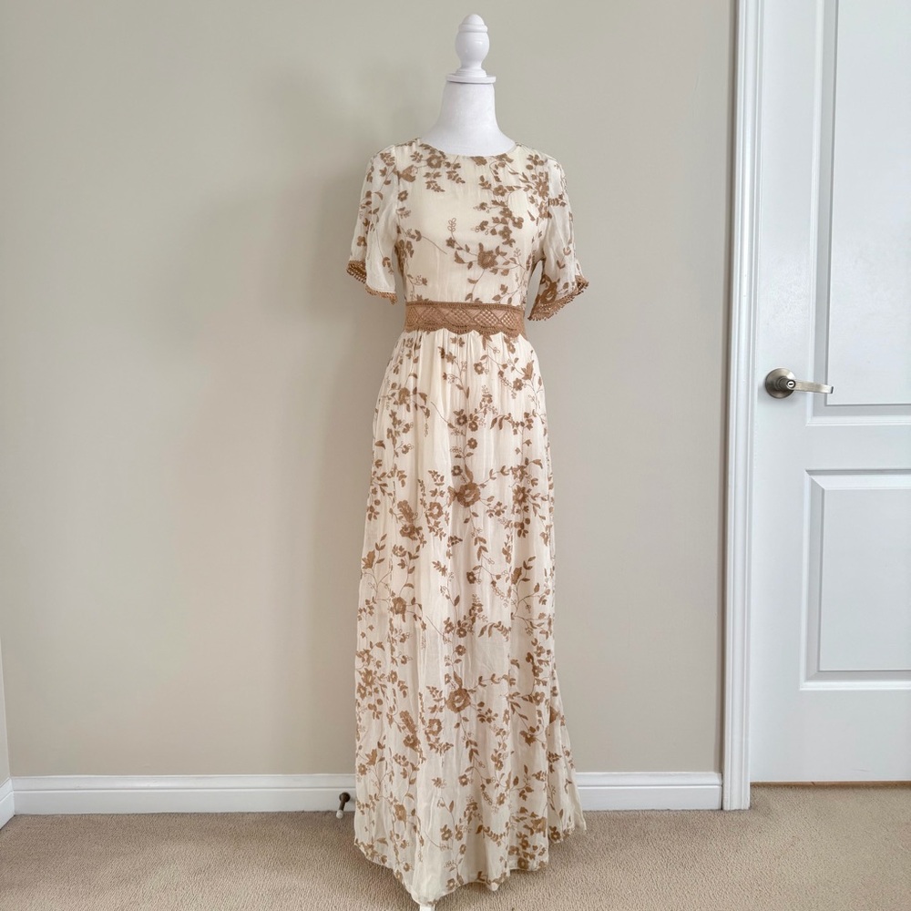Cottagecore Vintage Style Floral Cream and Brown Maxi Dress